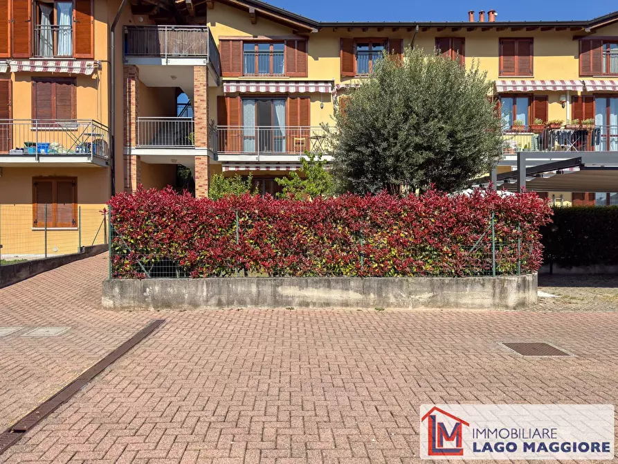 Immagine 35 di Appartamento in vendita  in Via Lavorascio 193 a Ispra