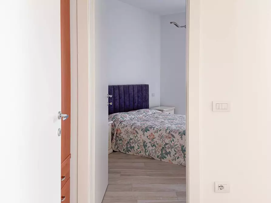 Immagine 11 di Appartamento in affitto  in Via Piave 14 a Ispra