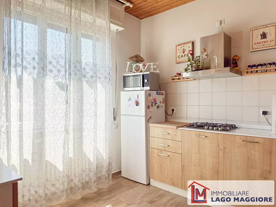 Immagine 8 di Appartamento in vendita  in Via Alcide De Gasperi 2 a Besozzo