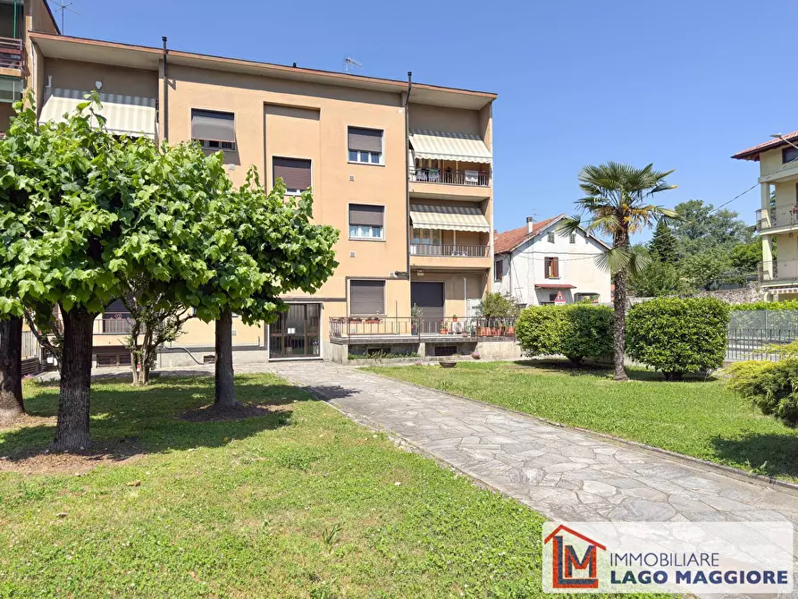 Immagine 29 di Appartamento in vendita  in Via Alcide De Gasperi 2 a Besozzo