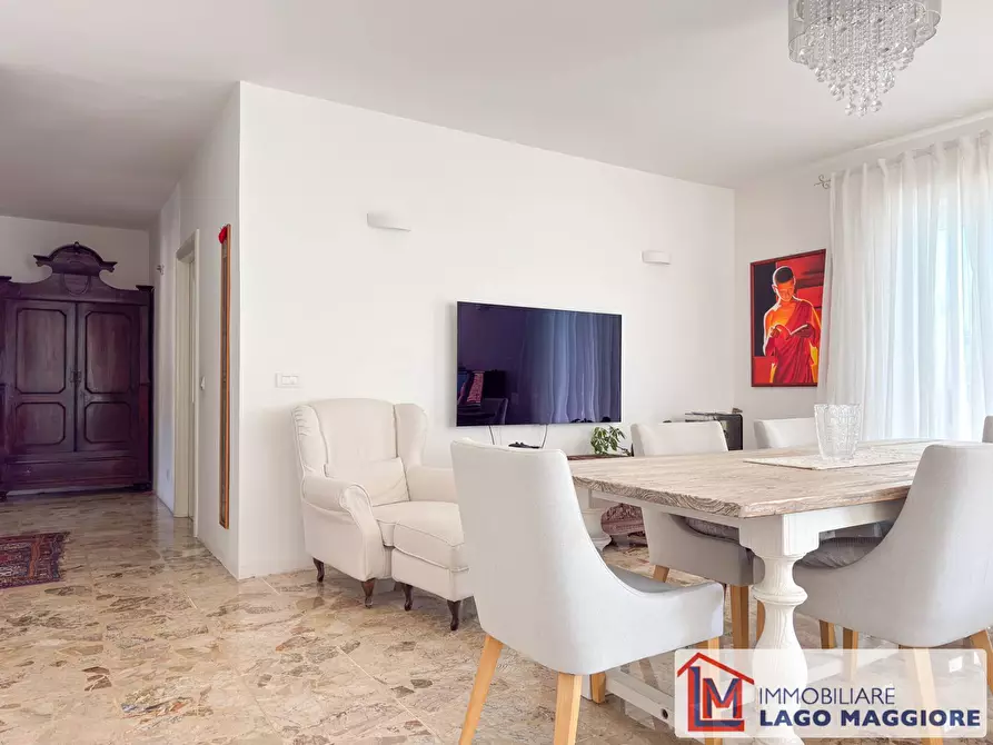 Immagine 12 di Appartamento in vendita  in VIA BANETTI 39 a Ispra