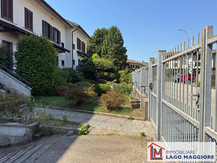 Immagine 48 di Villetta a schiera in vendita  in Via XXV Aprile 105 a Ispra