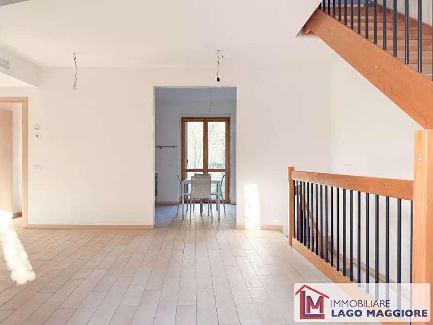 Immagine 27 di Villa in vendita  in Via Milano 1037 a Ispra