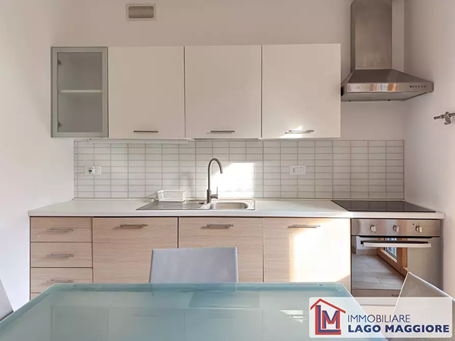 Immagine 34 di Villa in vendita  in Via Milano 1037 a Ispra
