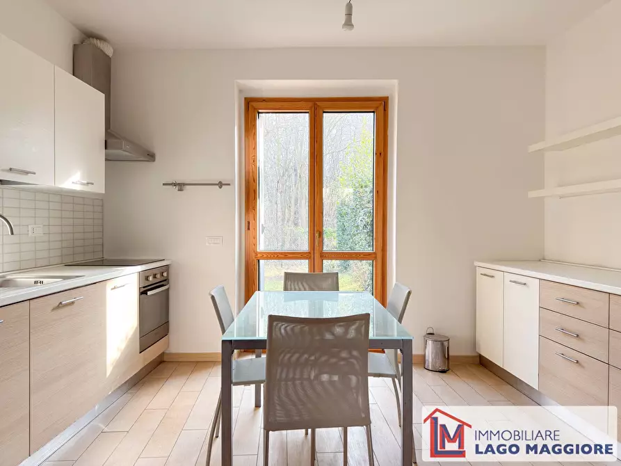 Immagine 35 di Villa in vendita  in Via Milano 1037 a Ispra