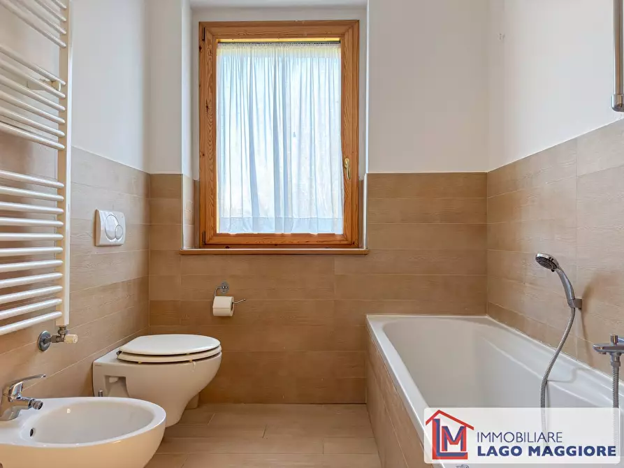 Immagine 51 di Villa in vendita  in Via Milano 1037 a Ispra