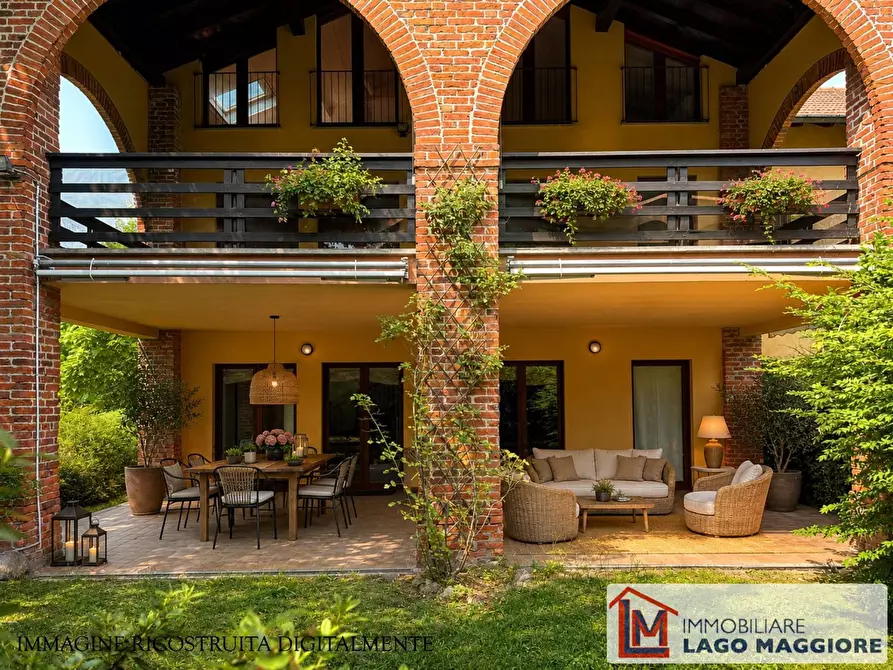 Immagine 9 di Villa in vendita  in Via Monzeglio 86 a Ispra