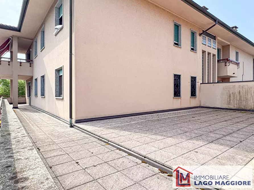 Immagine 1 di Appartamento in vendita  in Contrada Tagliabò 16 a Cocquio-Trevisago
