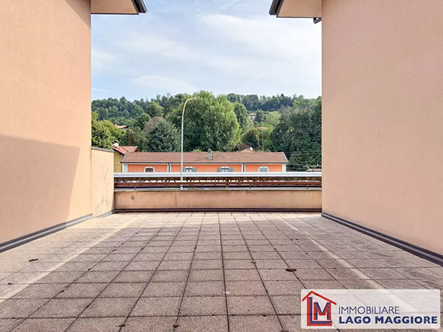Immagine 6 di Appartamento in vendita  in Contrada Tagliabò 16 a Cocquio-Trevisago