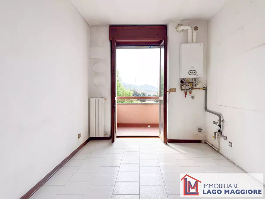 Immagine 20 di Appartamento in vendita  in Contrada Tagliabò 16 a Cocquio-Trevisago