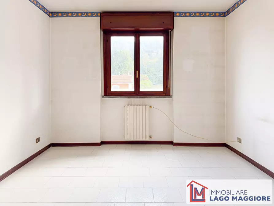 Immagine 27 di Appartamento in vendita  in Contrada Tagliabò 16 a Cocquio-Trevisago