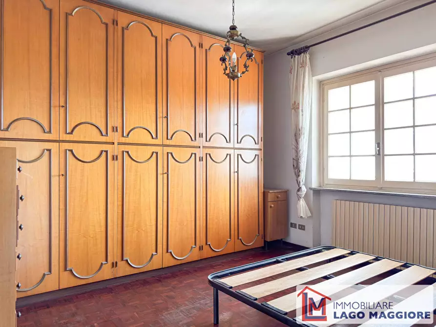 Immagine 24 di Villa in vendita  in Via delle Motte 129 a Ispra