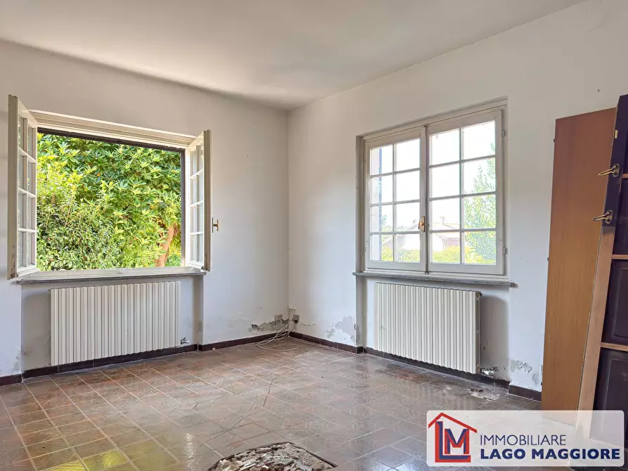 Immagine 29 di Villa in vendita  in Via delle Motte 129 a Ispra