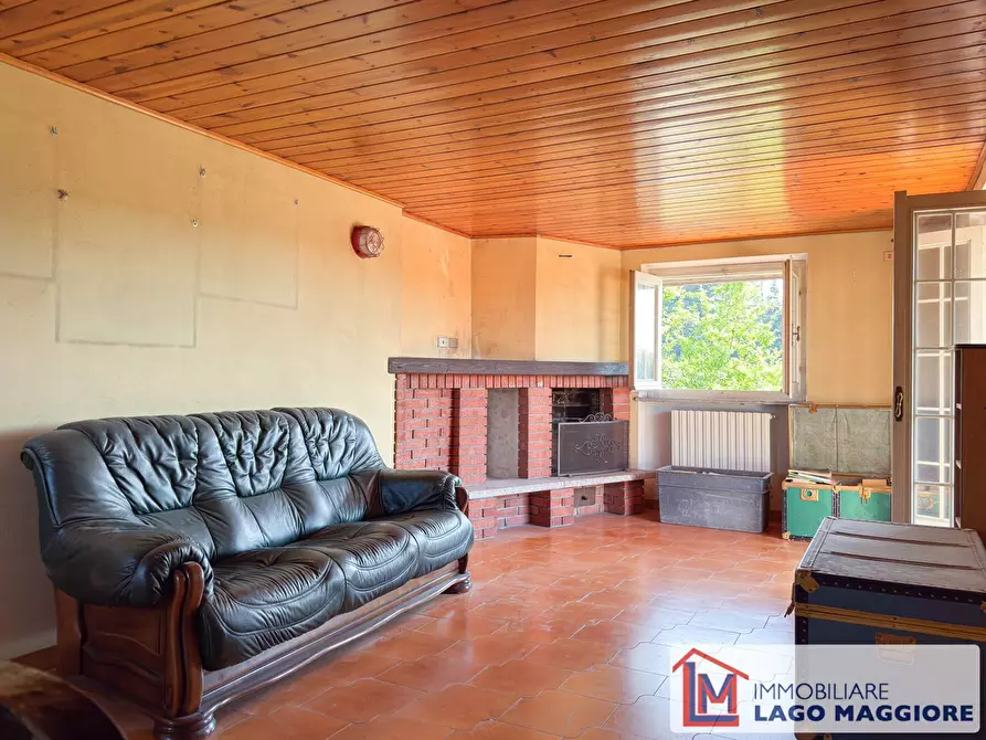 Immagine 34 di Villa in vendita  in Via delle Motte 129 a Ispra