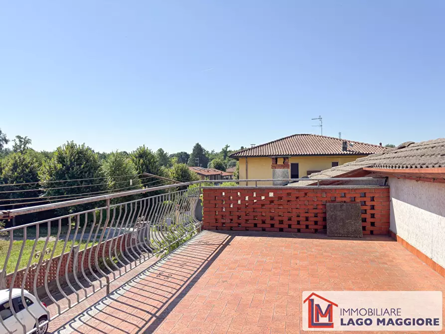 Immagine 36 di Villa in vendita  in Via delle Motte 129 a Ispra