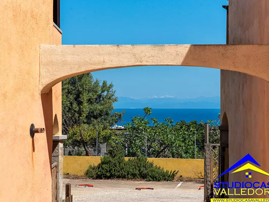 Immagine 27 di Appartamento in vendita  in Via Nuoro 16 a Valledoria