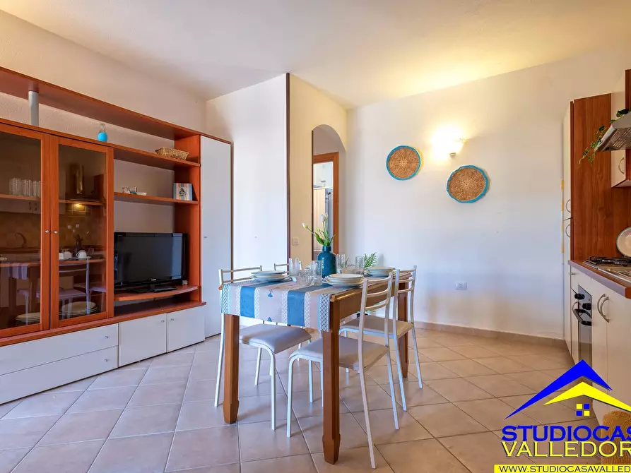 Immagine 4 di Appartamento in vendita  in Via Nuoro 16 a Valledoria