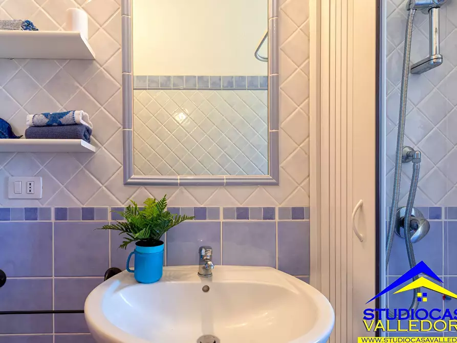 Immagine 14 di Appartamento in vendita  in Via Nuoro 16 a Valledoria