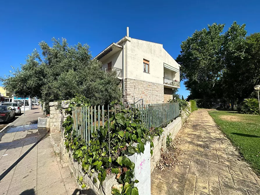 Immagine 1 di Casa indipendente in vendita  in corso Europa 120 a Valledoria