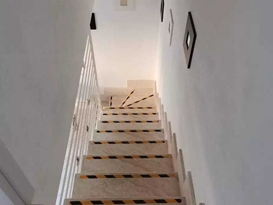 Immagine 13 di Appartamento in vendita  in via Australia 28 a Badesi