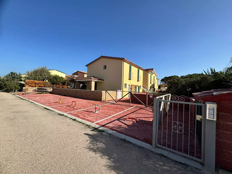 Immagine 1 di Appartamento in vendita  in Baia delle Mimose a Badesi