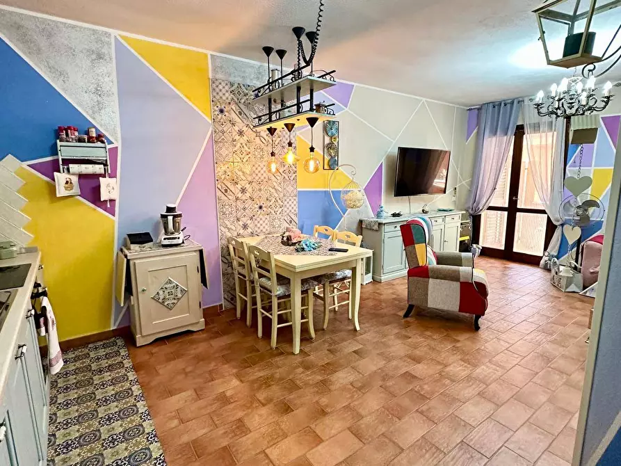 Immagine 10 di Appartamento in vendita  in via Roma 10 a Valledoria