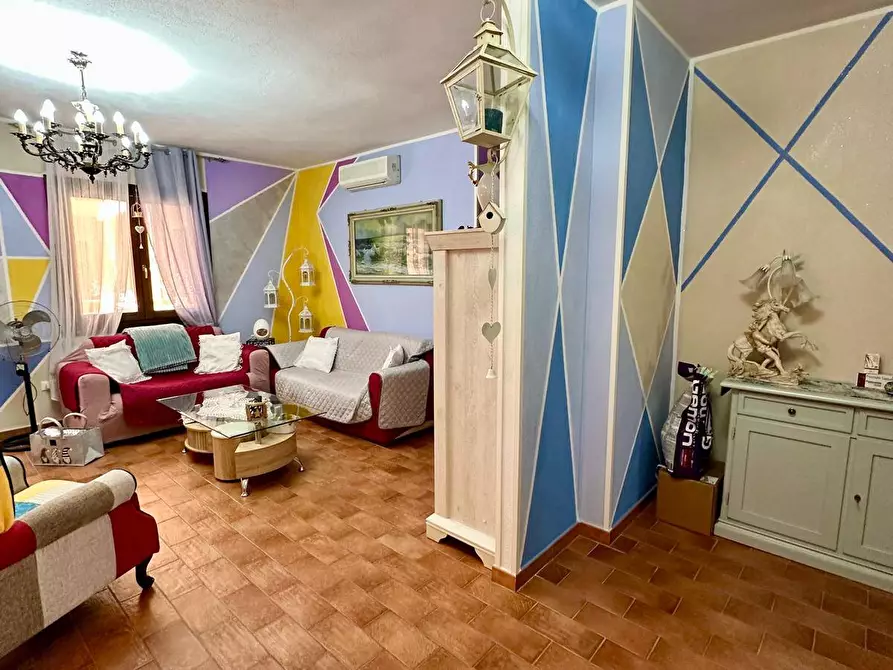 Immagine 16 di Appartamento in vendita  in via Roma 10 a Valledoria