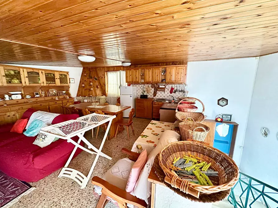 Immagine 8 di Casa semindipendente in vendita  in via Brigata sassari 35 a Castelsardo