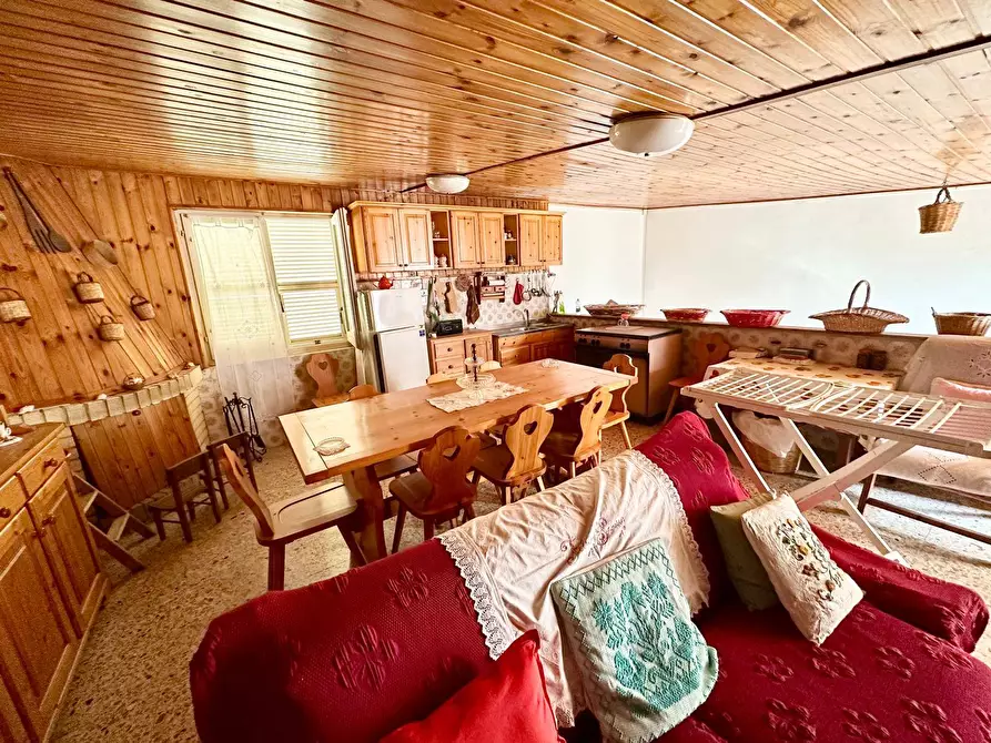 Immagine 10 di Casa semindipendente in vendita  in via Brigata sassari 35 a Castelsardo