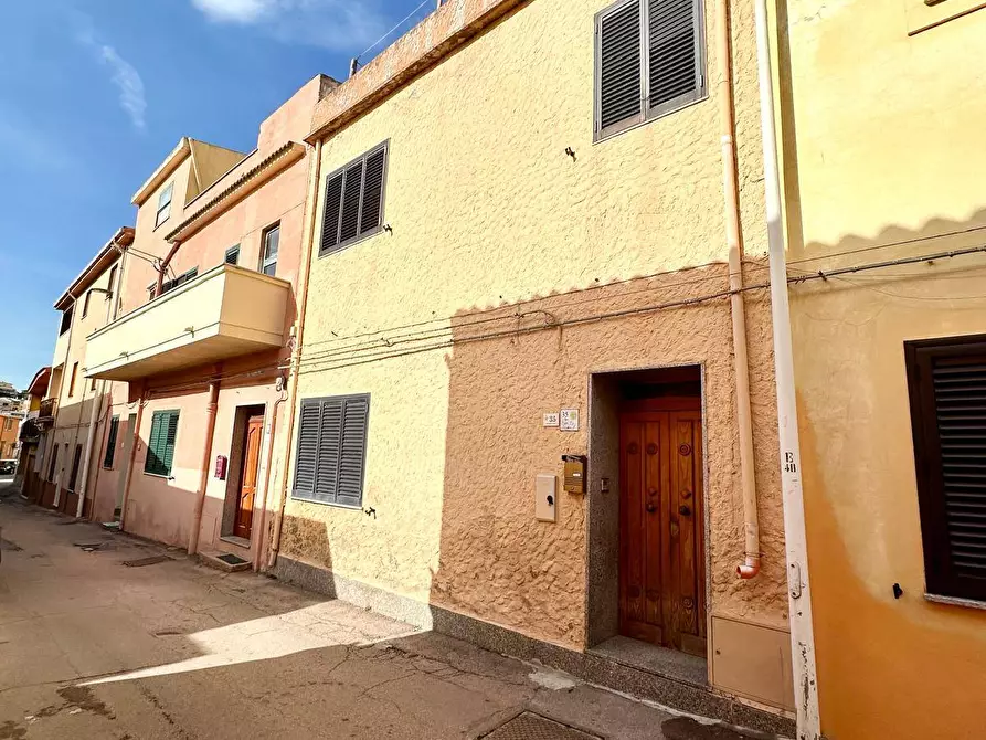 Immagine 38 di Casa semindipendente in vendita  in via Brigata sassari 35 a Castelsardo