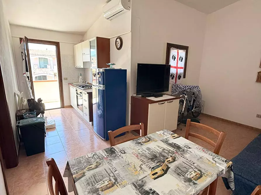 Immagine 4 di Appartamento in vendita  in via rossini a Badesi