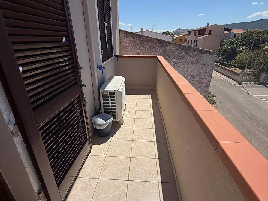 Immagine 16 di Appartamento in vendita  in via rossini a Badesi