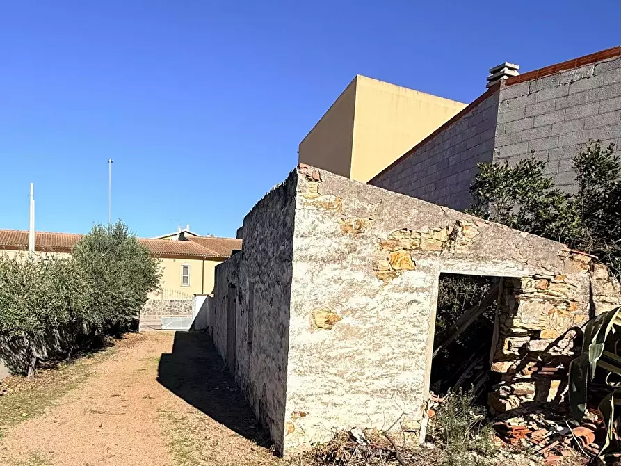 Immagine 6 di Casa semindipendente in vendita  in via Piave 12 a Valledoria