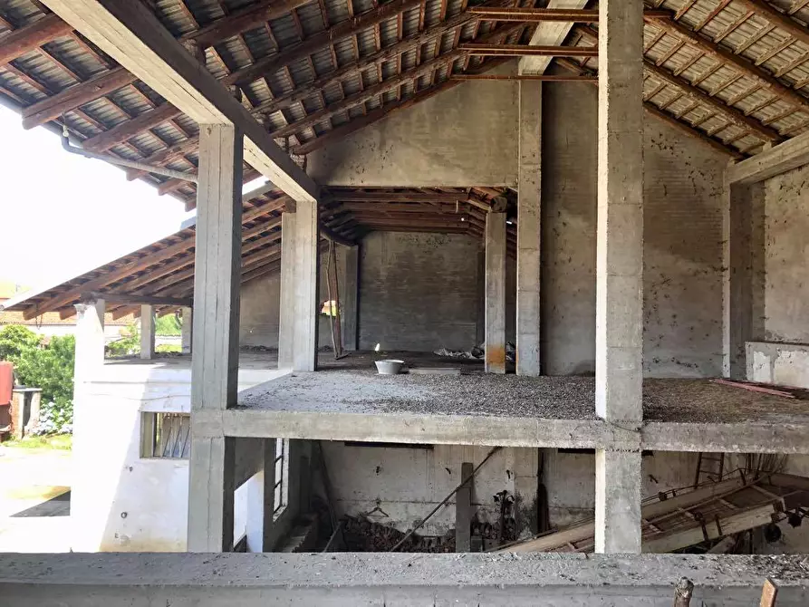 Immagine 14 di Rustico / casale in vendita  in Via La Loggia 19/B a Carignano