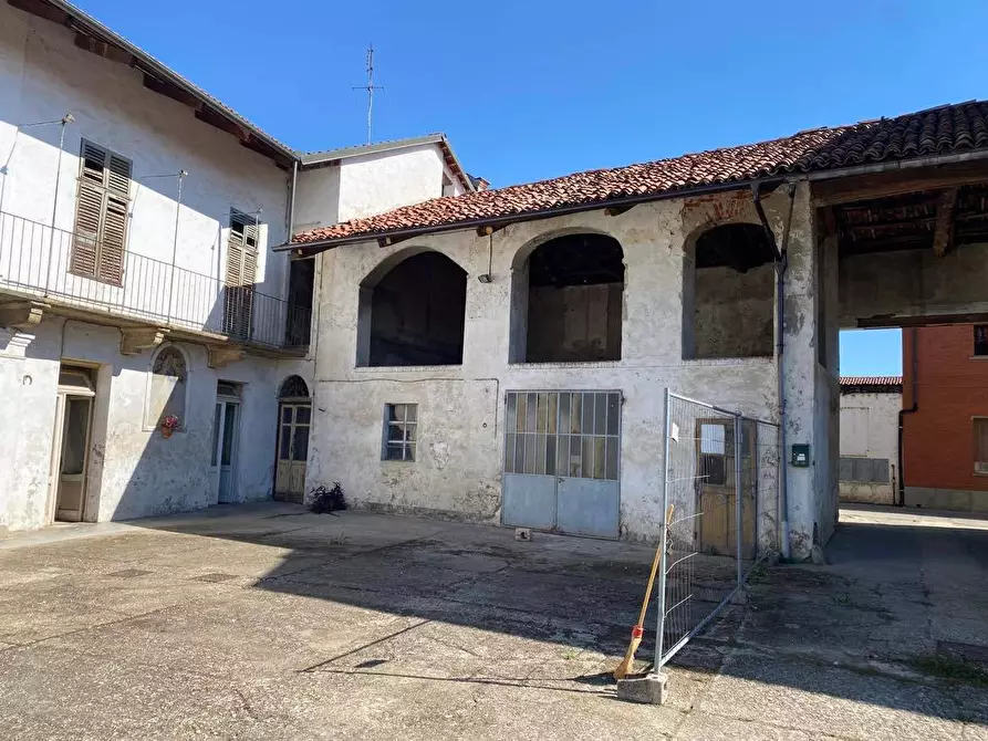 Immagine 2 di Rustico / casale in vendita  in Via La Loggia 19/B a Carignano