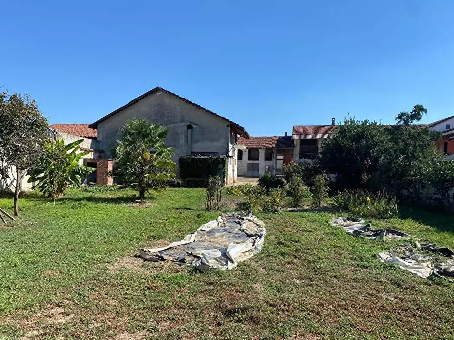 Immagine 16 di Rustico / casale in vendita  in Via La Loggia 19/B a Carignano