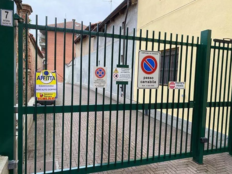 Immagine 1 di Box auto in vendita  in Via Cottolengo 7 a Vinovo
