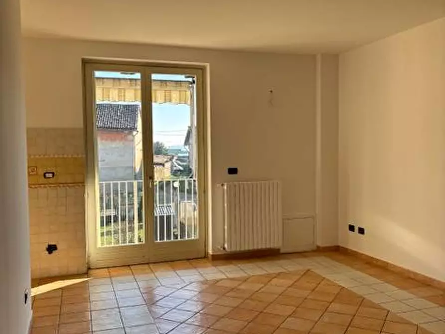 Immagine 2 di Appartamento in vendita  a Castagnole Piemonte