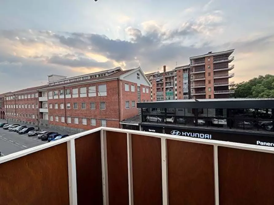 Immagine 14 di Appartamento in vendita  in Via Tazzoli 14 a Torino
