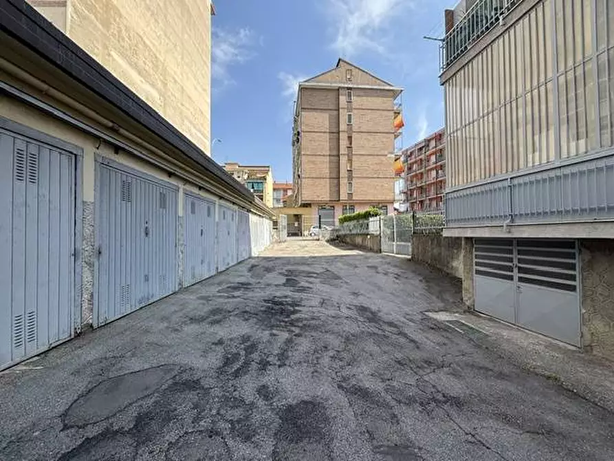 Immagine 5 di Box auto in affitto  in Via Stupinigi 64 a Nichelino
