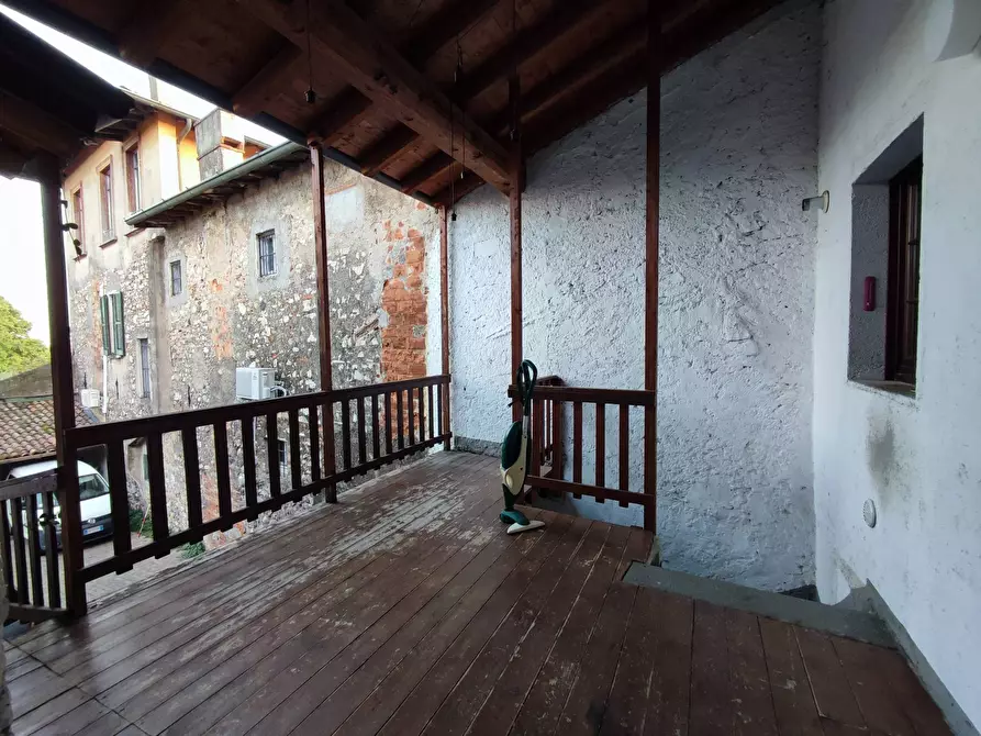 Immagine 8 di Appartamento in affitto  in via GRUMI a Corte Franca