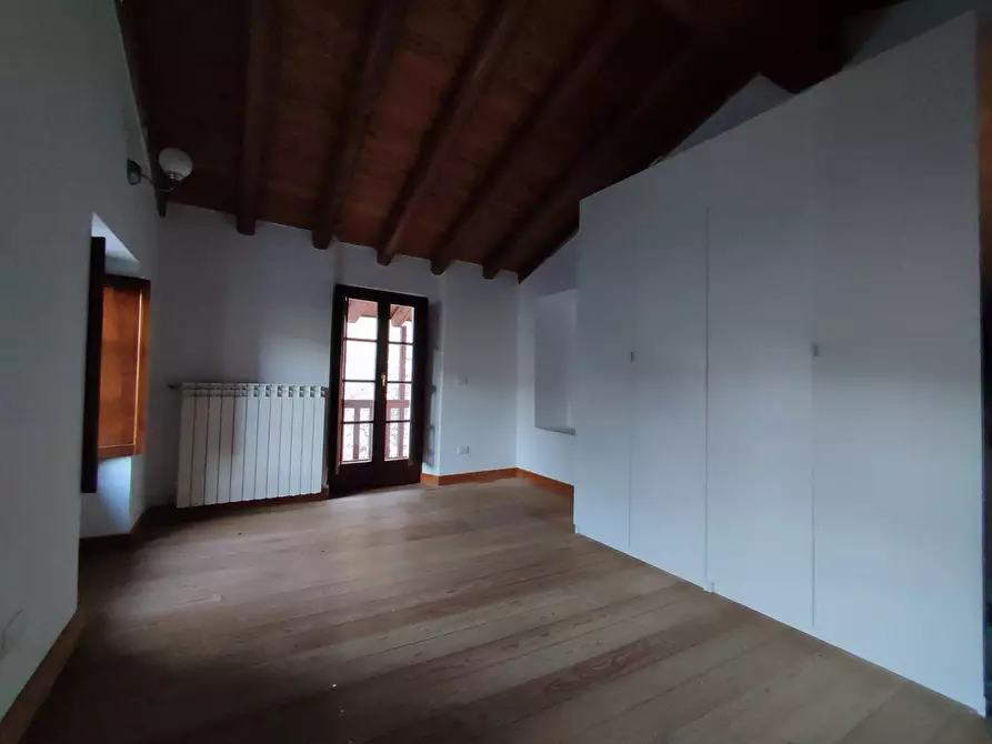 Immagine 24 di Appartamento in affitto  in via GRUMI a Corte Franca