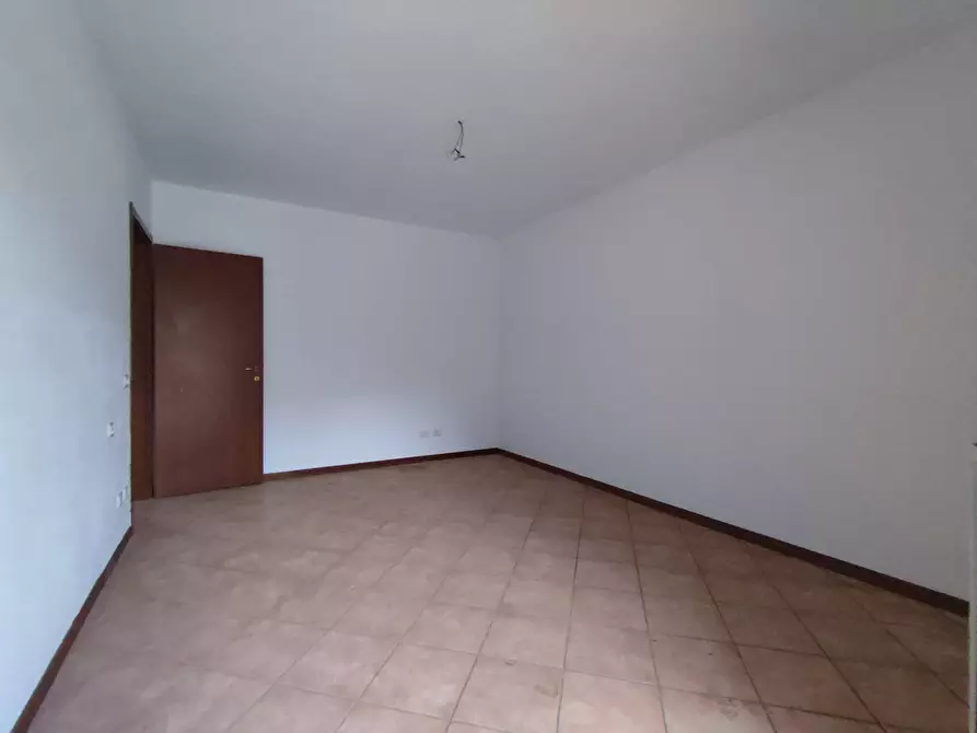 Immagine 10 di Appartamento in affitto  in via cavour 51 a Ponte Nossa