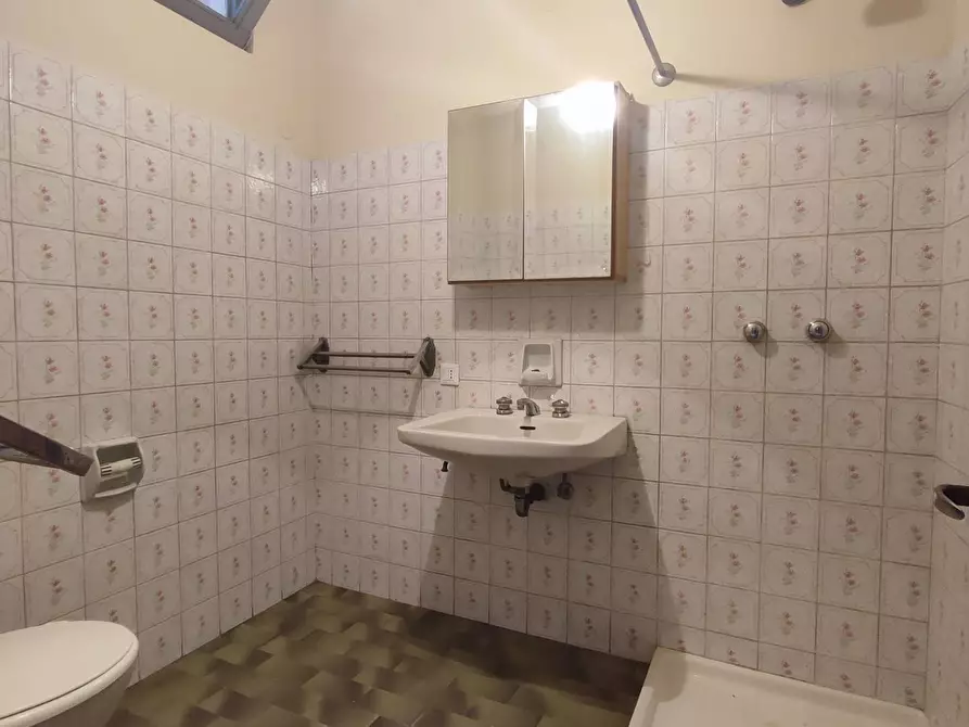 Immagine 25 di Appartamento in affitto  in via paratico a Capriolo