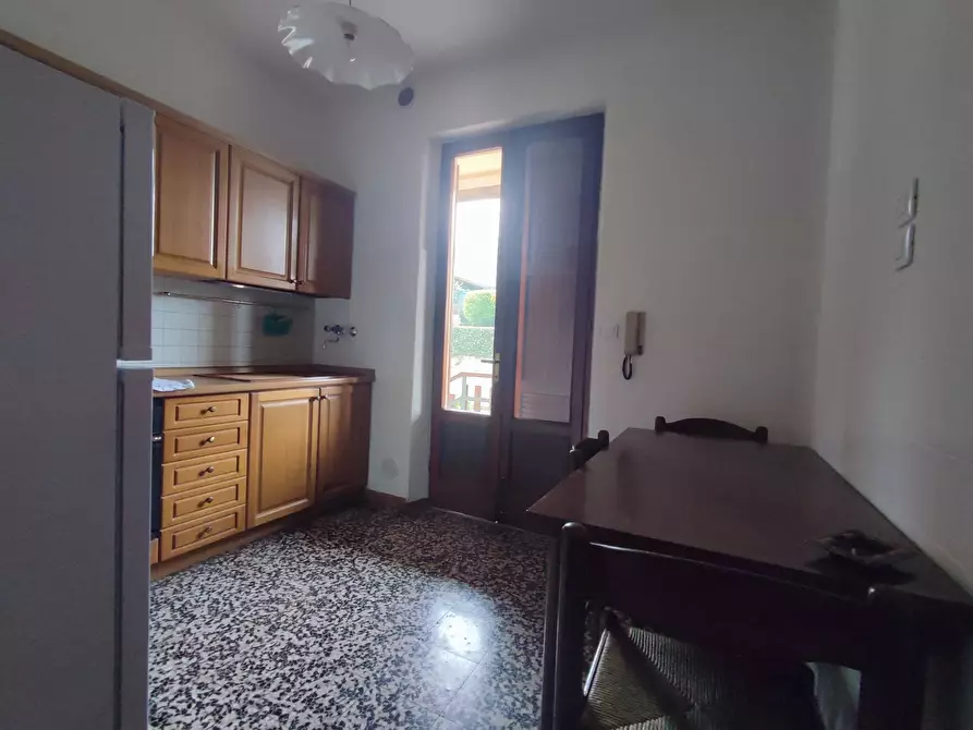 Immagine 5 di Appartamento in affitto  in via paratico a Capriolo