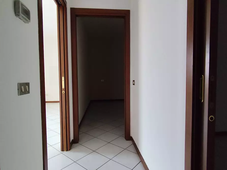 Immagine 4 di Appartamento in affitto  in via del ginepro a Borgo San Giacomo