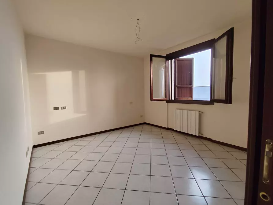 Immagine 7 di Appartamento in affitto  in via del ginepro a Borgo San Giacomo