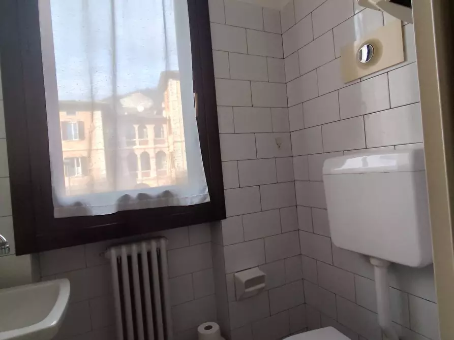 Immagine 5 di Ufficio in affitto  in VIA VITTORIO VENETO a Sarnico