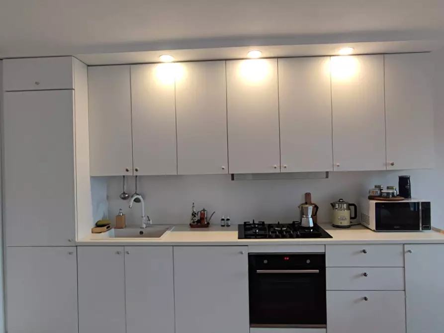 Immagine 5 di Appartamento in vendita  in Via moia a Tavernola Bergamasca