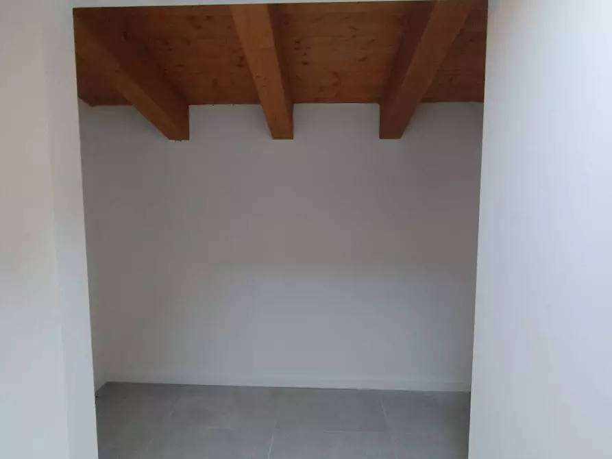 Immagine 9 di Appartamento in affitto  in via tremellini a Foresto Sparso
